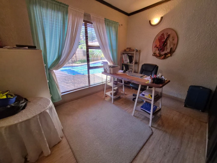 4 Bedroom Property for Sale in Doringkruin North West